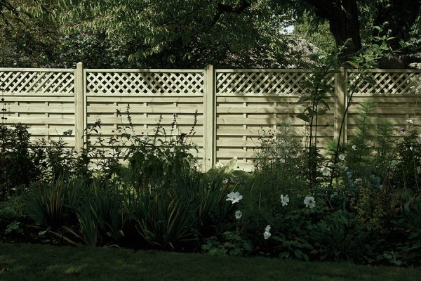 Horizontal Lattice Top Fence Panels